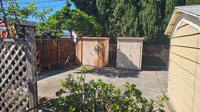 Building Photo - 154 McKinley Cir