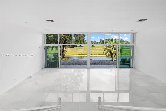 Building Photo - 6795-6793 Brookline Dr