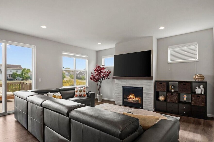 Primary Photo - 323 Galileo Dr