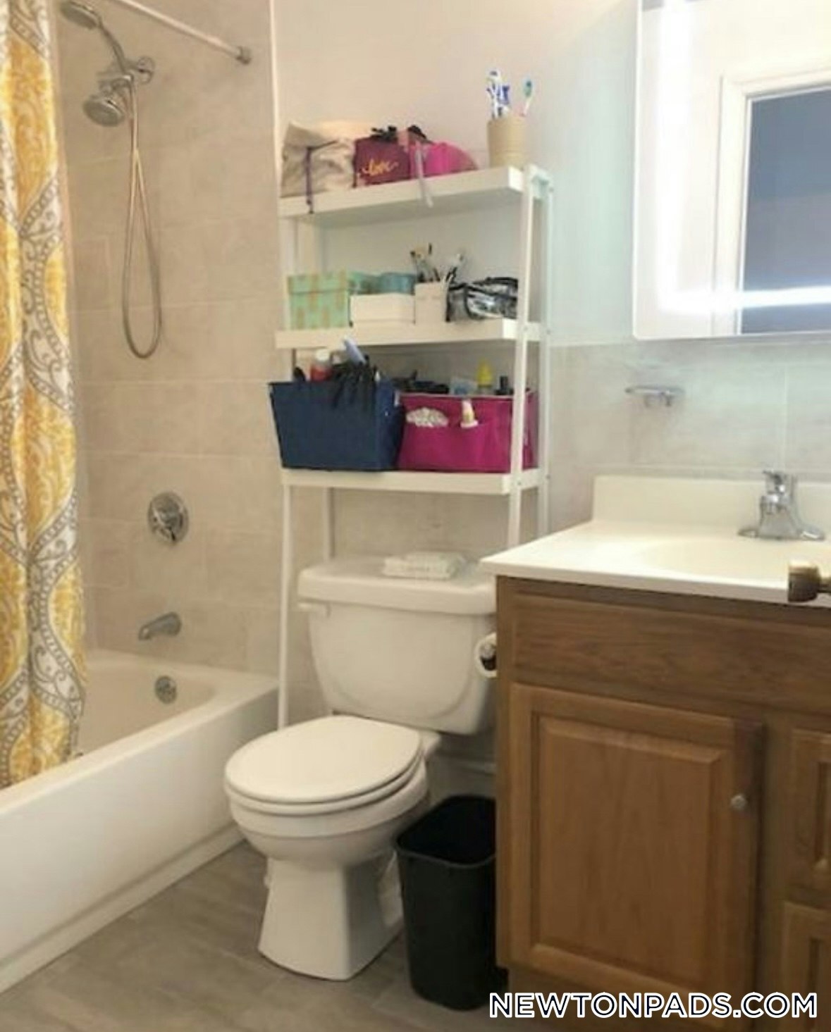 Building Photo - 175 Adams St