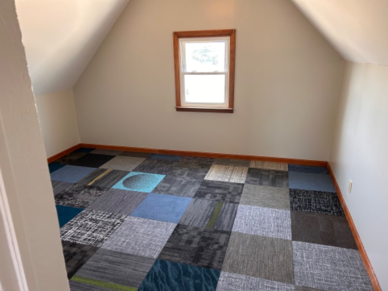 Building Photo - 115 3rd St