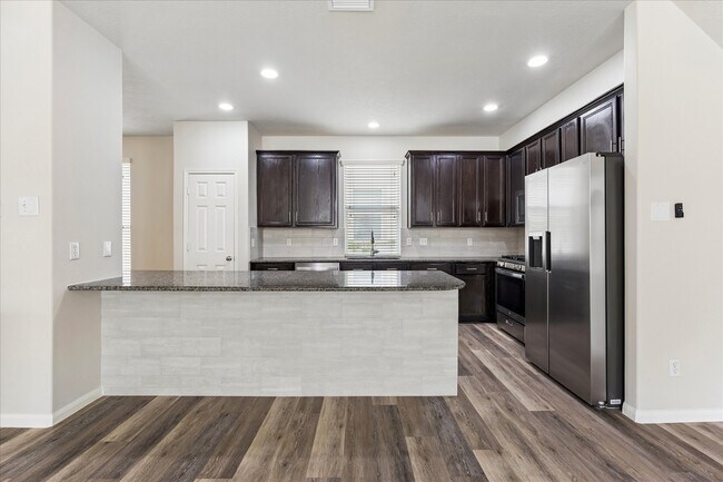 Building Photo - 3328 Masters Point Dr