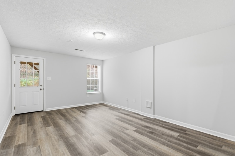 Building Photo - 5905 Grenfell Loop