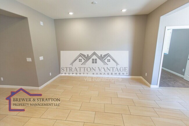 Building Photo - 4118 E Hoot Owl Trail