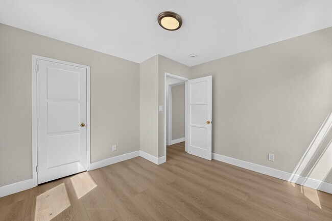 Building Photo - 3630 Highland Ave