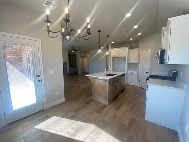 Building Photo - 4509 Black Mesa Ln