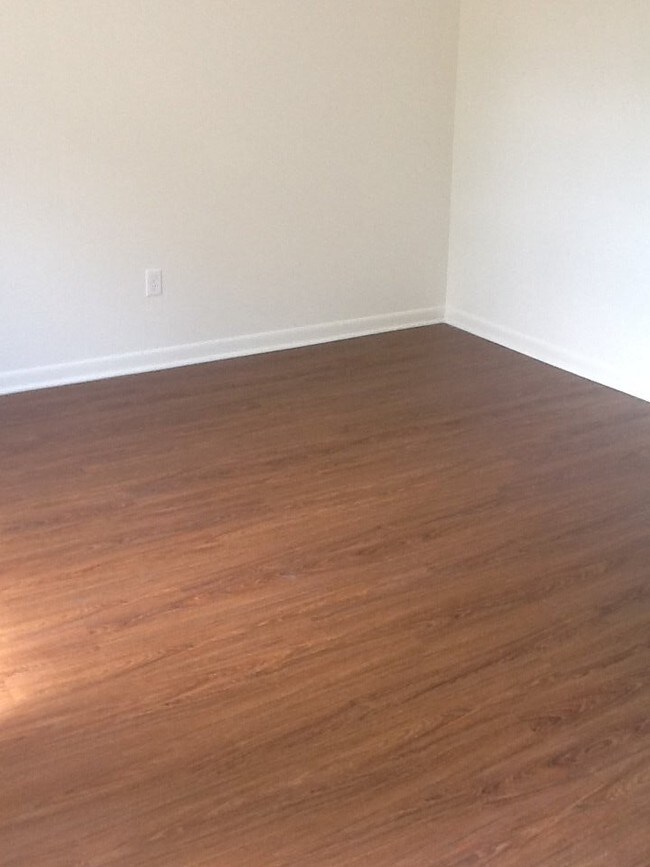 Building Photo - 700 Geneva Ave