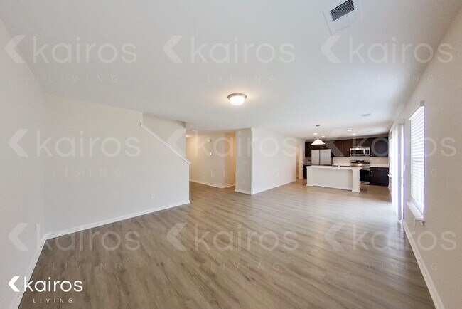 Building Photo - 15 Duluth Dr