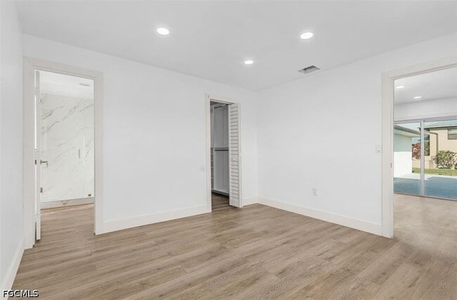 Building Photo - 6043 Birnam Wood Ln