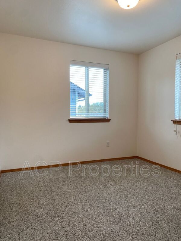 Building Photo - 5889 Cedar St