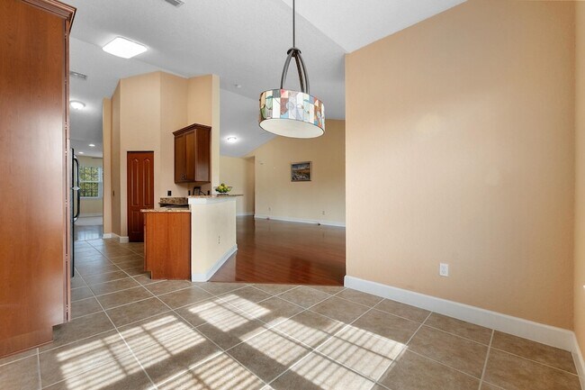 Building Photo - 136 Casa Bella Ln
