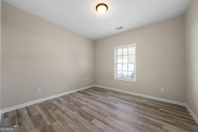 Building Photo - 147 Jackson Farms Dr