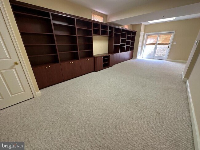 Building Photo - 18429 Polynesian Ln