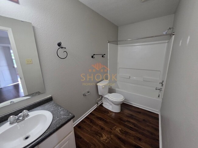 Building Photo - 3BR/2BA HOME IN LAFAYETTE'S SOUTH SIDE