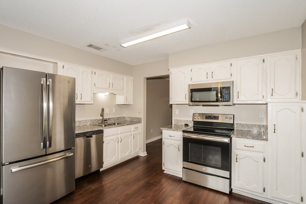 Building Photo - 8450 Kimberly Rose Dr