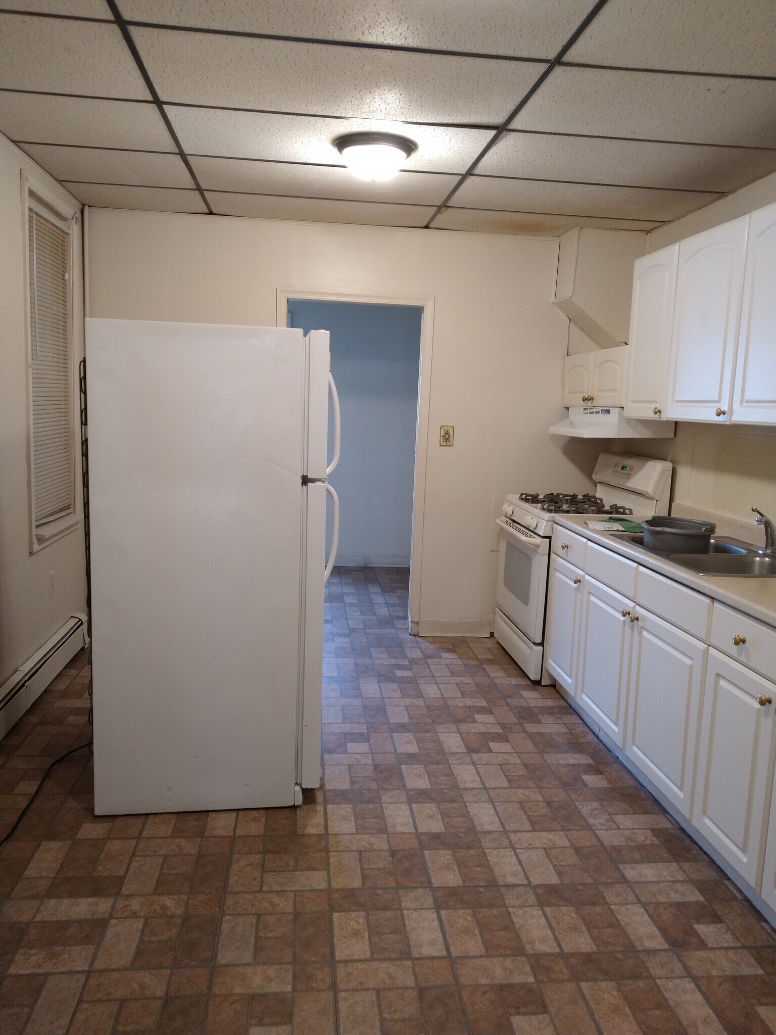 Building Photo - 721 Genesee St