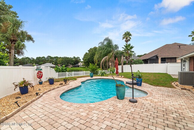 Building Photo - 4032 Lonicera Loop