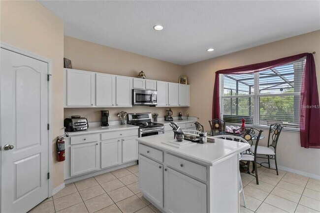 Building Photo - 913 Dorset Pl