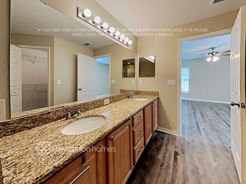 Building Photo - 2384 Barons Ct