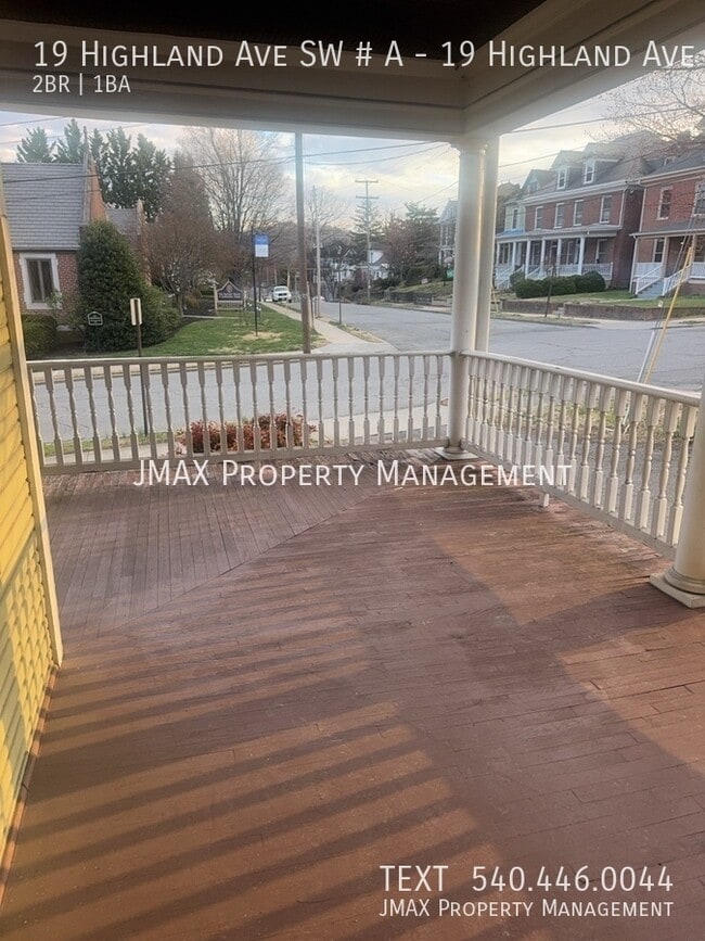 Building Photo - 19 Highland Ave SW