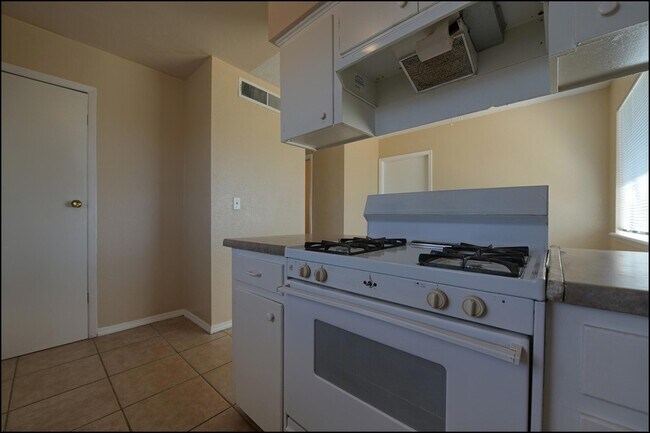 Building Photo - 6951 Alto Rey Ave