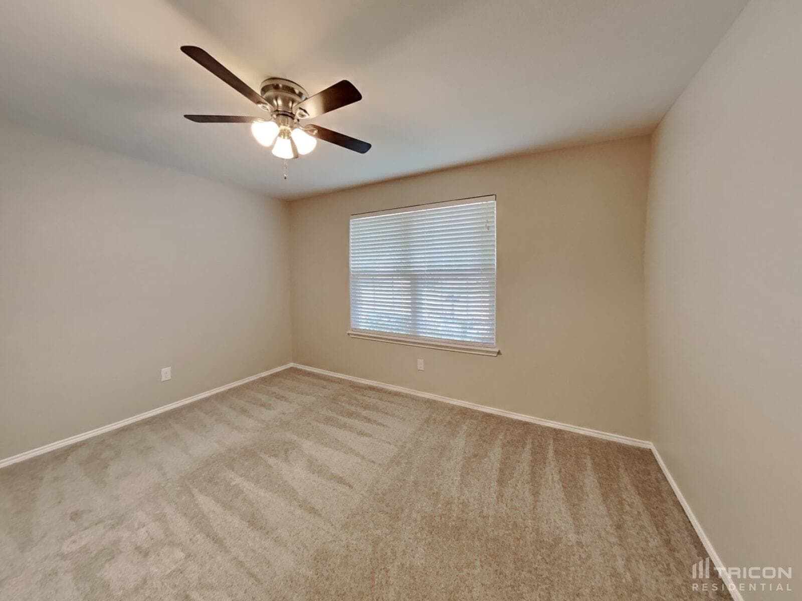 Building Photo - 1704 Abby Creek Dr