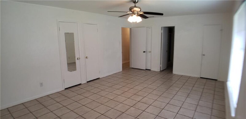 Building Photo - 4938 Trinity Dr