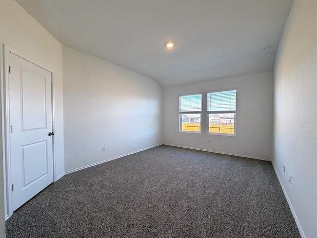 Building Photo - 348 San Juan Trl