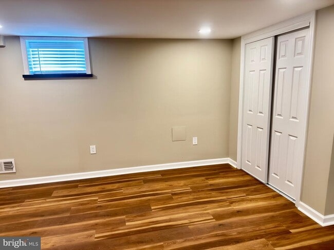 Building Photo - 551 Fern Hill Rd