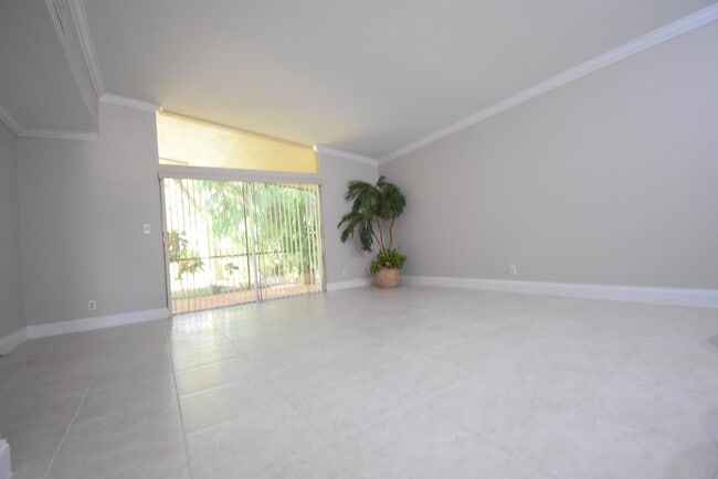 Building Photo - 22237 Woodborn Dr