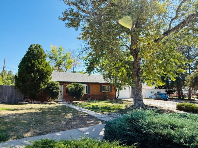 Building Photo - 9080 Russell Way