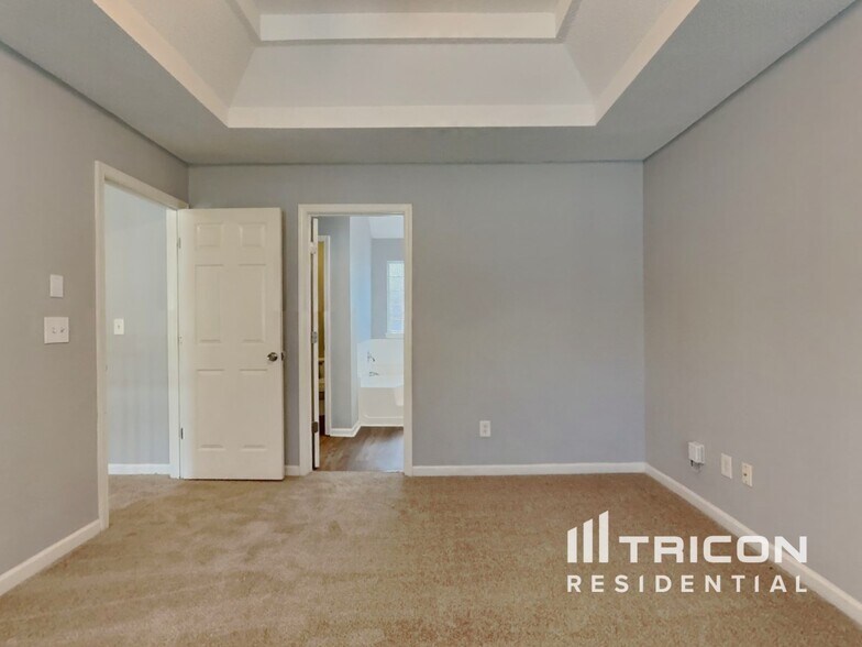 Building Photo - 4247 Arnolds Mill Overpass