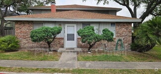 Building Photo - 6162 Hidden Oaks St