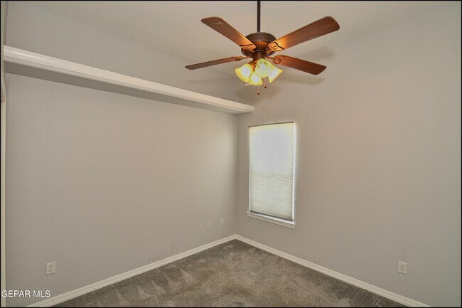 Building Photo - 11651 Dos Palmas Dr