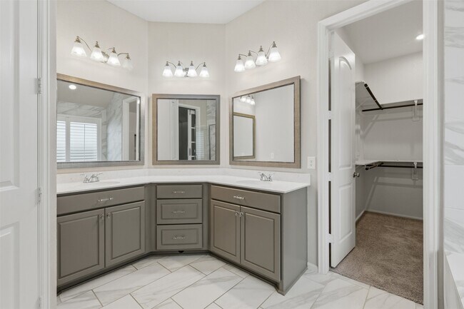 Building Photo - 11910 Bazley Knoll Dr