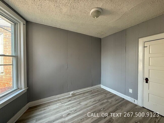 Building Photo - 1928 Haworth St