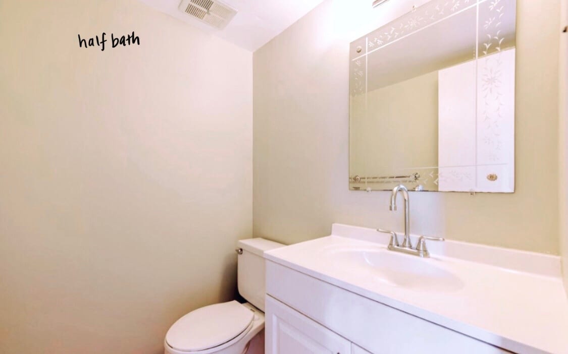 Half bath for guests on the main level. - 4767 Kandel Ct