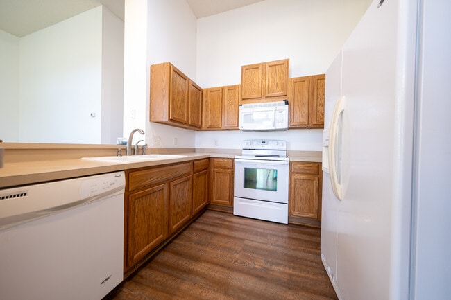Building Photo - 4892 Bluff Heights Trail SE