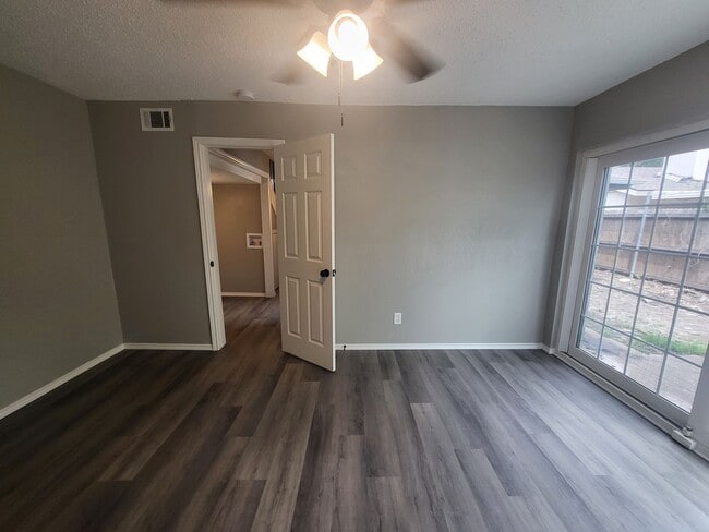Building Photo - 2623 San Sabastian Cir