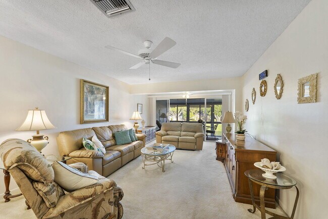 Building Photo - 1050 Citrus Way