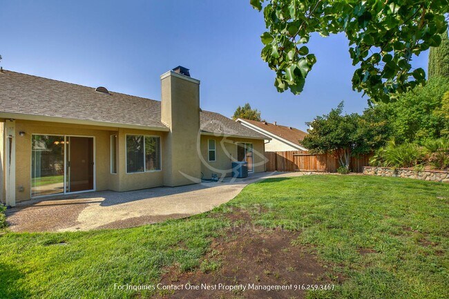 Building Photo - Location! Location! Location!