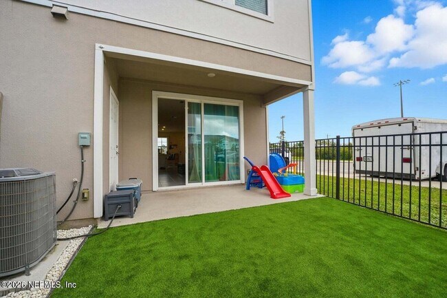 Building Photo - 48 Red House Cir