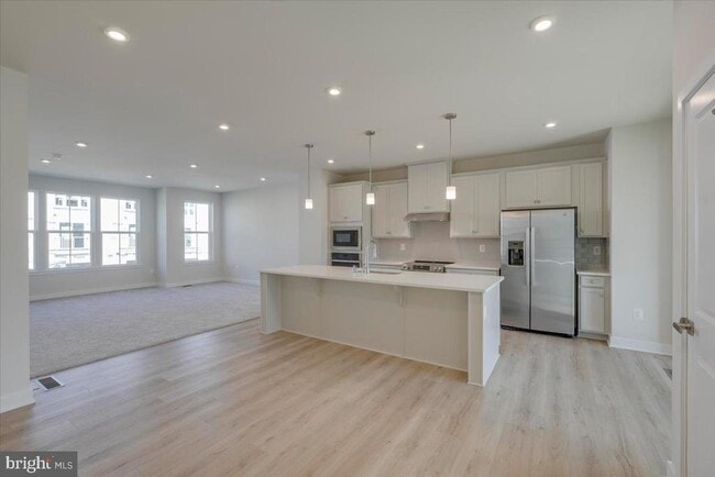 Building Photo - 9287 Tanfield Dr