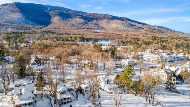 Building Photo - 3436 Main St