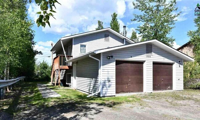 Building Photo - 1030 26th Ave