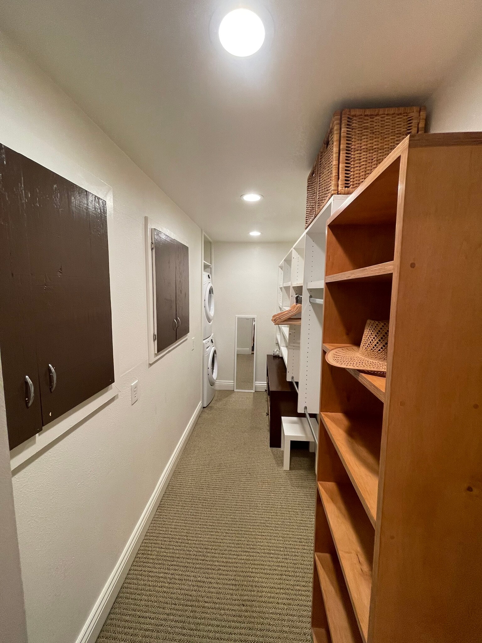 Building Photo - 754 Old Topanga Canyon Rd