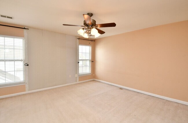 Building Photo - Idlewild Townhome for Rent