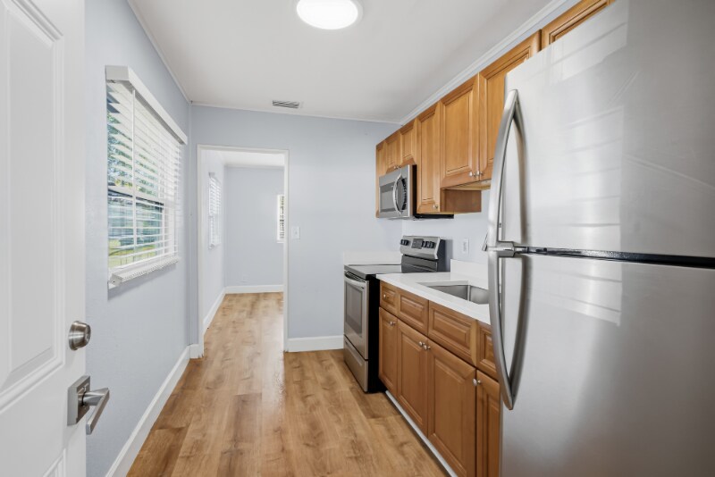 Building Photo - 917 56th Ave N