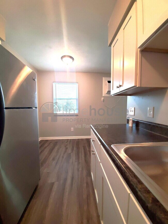 Building Photo - 4314 Dunning Rd