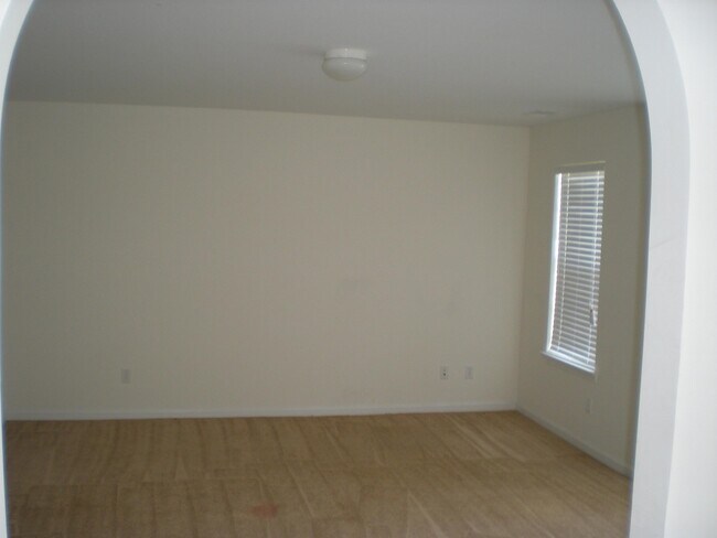 Building Photo - 118 Slater St